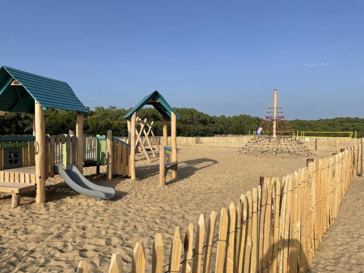 Chalet Paisible A La Plage, Piscine Et Tennis Ondres Esterno foto