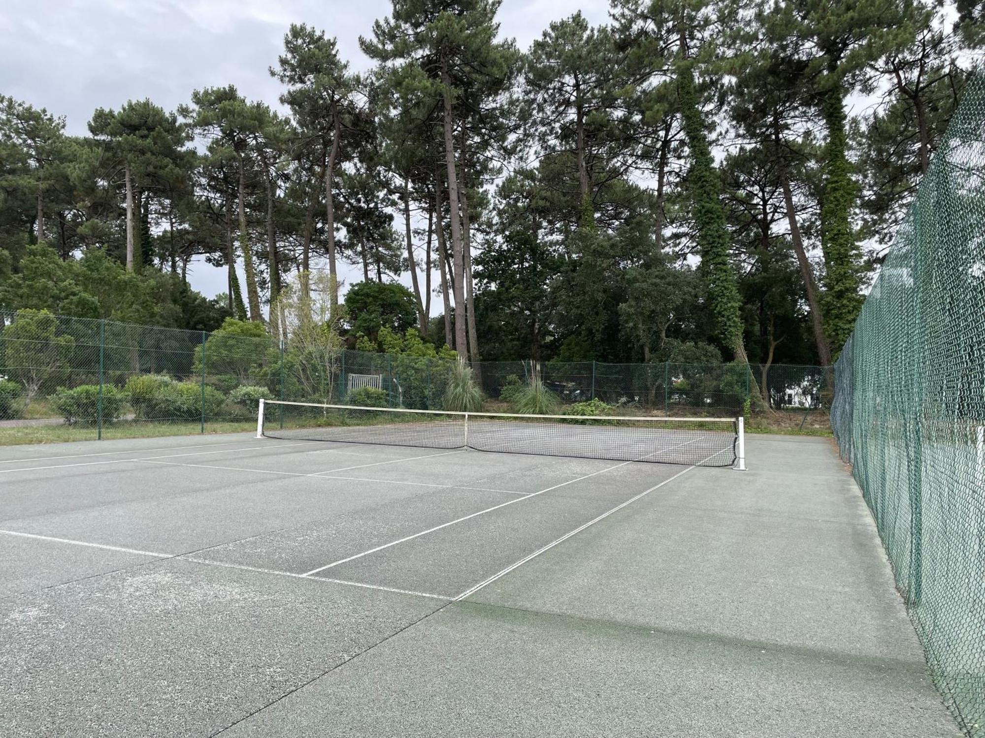 Chalet Paisible A La Plage, Piscine Et Tennis Ondres Esterno foto